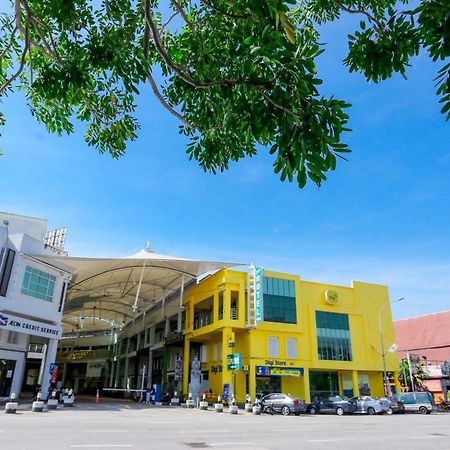 The Explorer Hotel Malacca Exterior photo